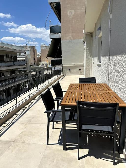 דירות אתונה Luxury Penthouse In Pagrati מראה חיצוני תמונה